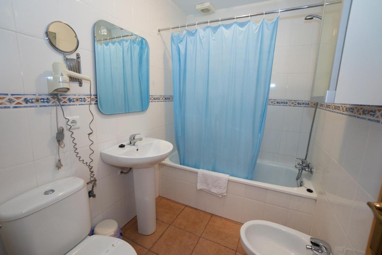 Ladera Del Mar Apartments Nerja Bilik gambar
